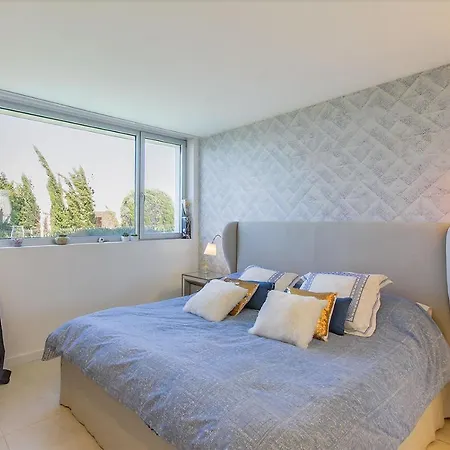 Impeccable 4-bed Дения